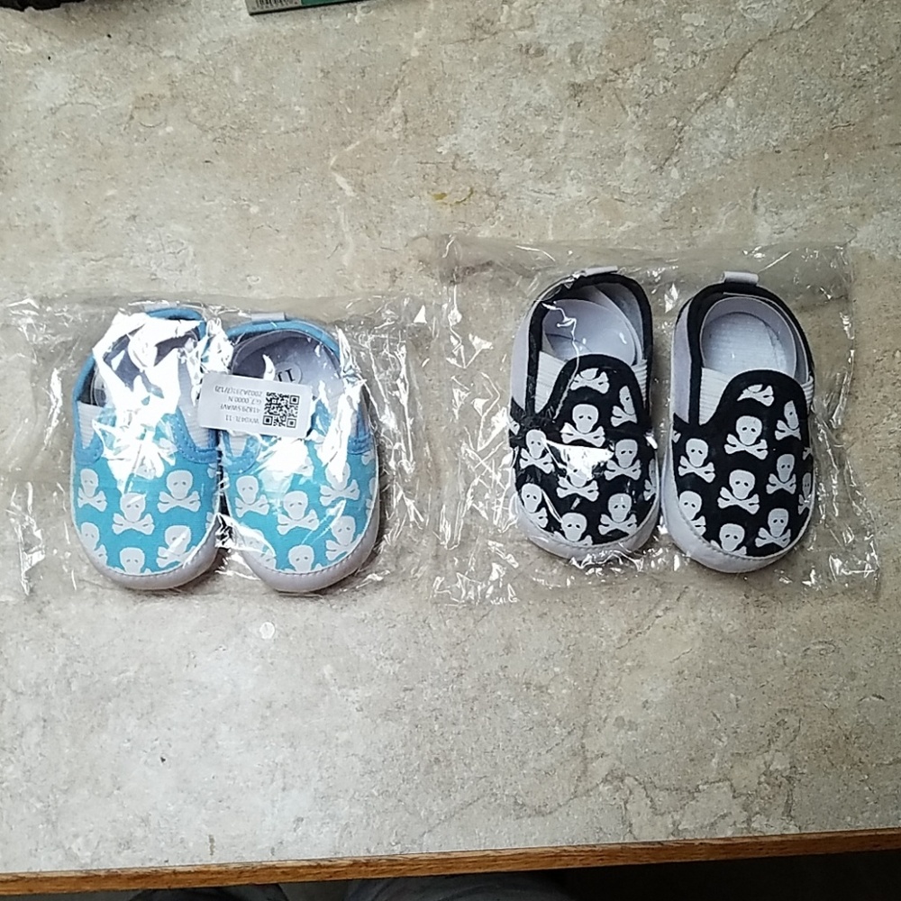 Get (2) pairs for less then price of one pair🤗